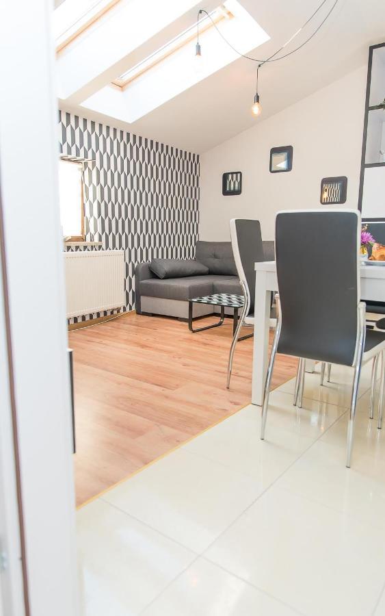 Easy Rent Apartments - Loft Lublin Buitenkant foto