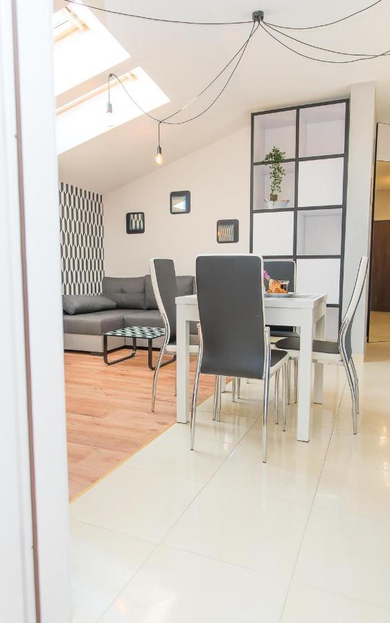 Easy Rent Apartments - Loft Lublin Buitenkant foto